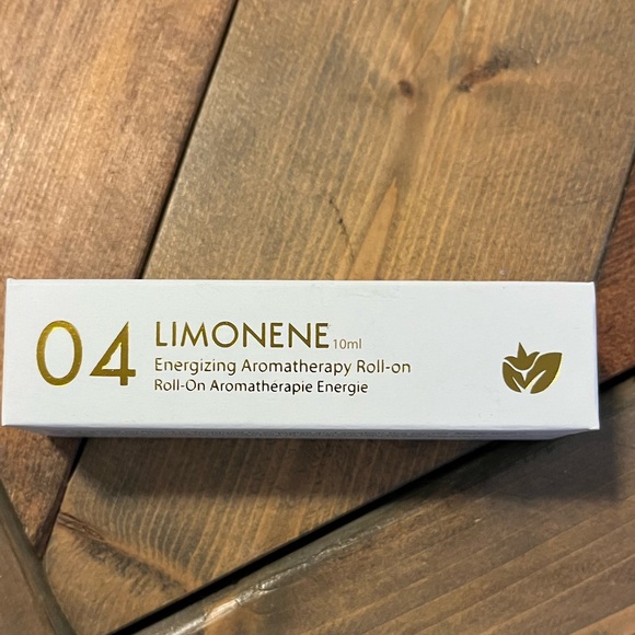 NWT 10ml roll-on aromatherapy in limonene - Picture 2 of 3